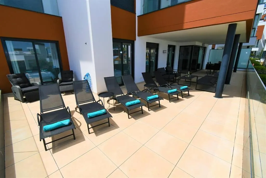 Casa Kerr - Luxury Apt - Sleeps 9 - Los Boliches Apartment Malaga