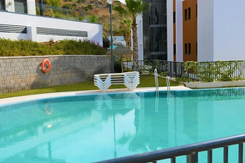 Casa Kerr - Luxury Apt - Sleeps 9 - Los Boliches Apartment Malaga